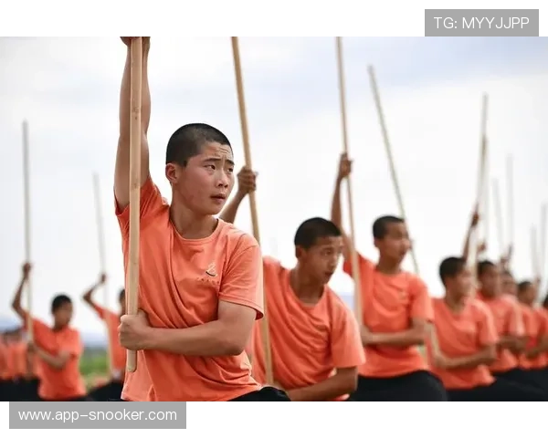 山西姚洋武术女子长拳剑术枪术全能摘金，山西武术时隔20年再登顶