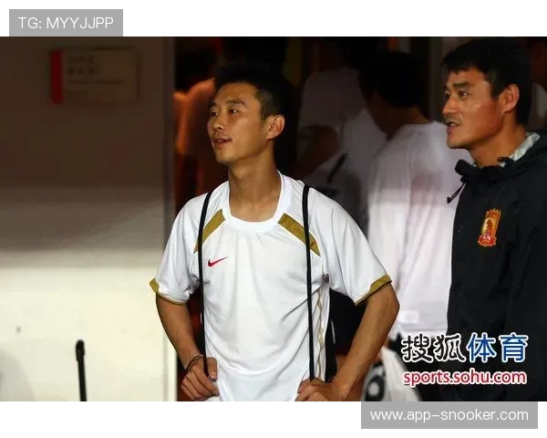 李章洙评价中国足球硬件提升快，但水平与二十多年前比进步有限